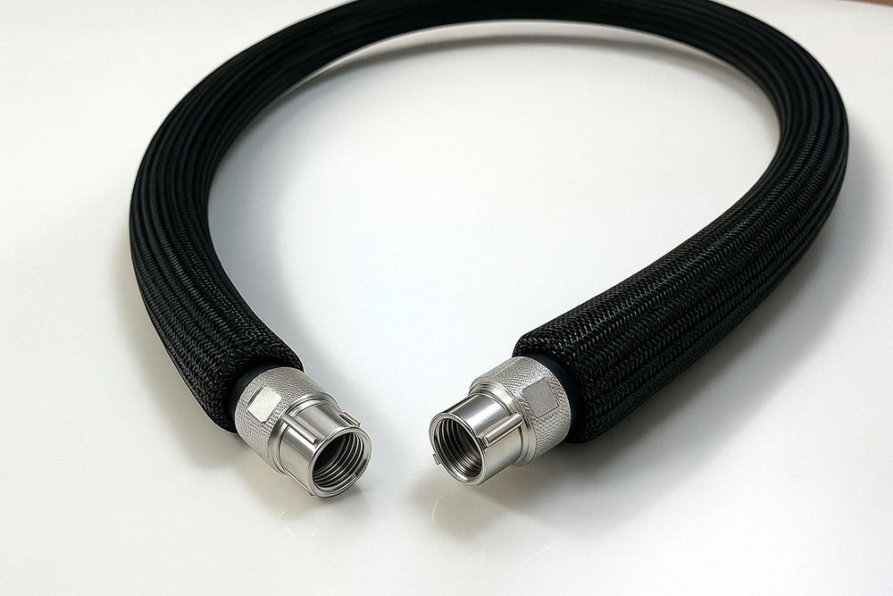 Insulated hoses (1.5 m, quick-connect on both ends)